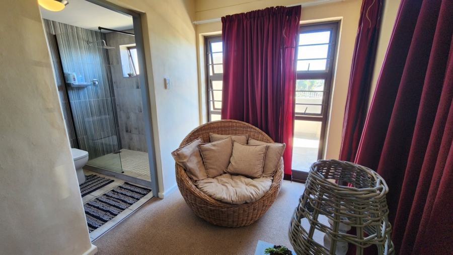 3 Bedroom Property for Sale in Mossel Bay Central Western Cape